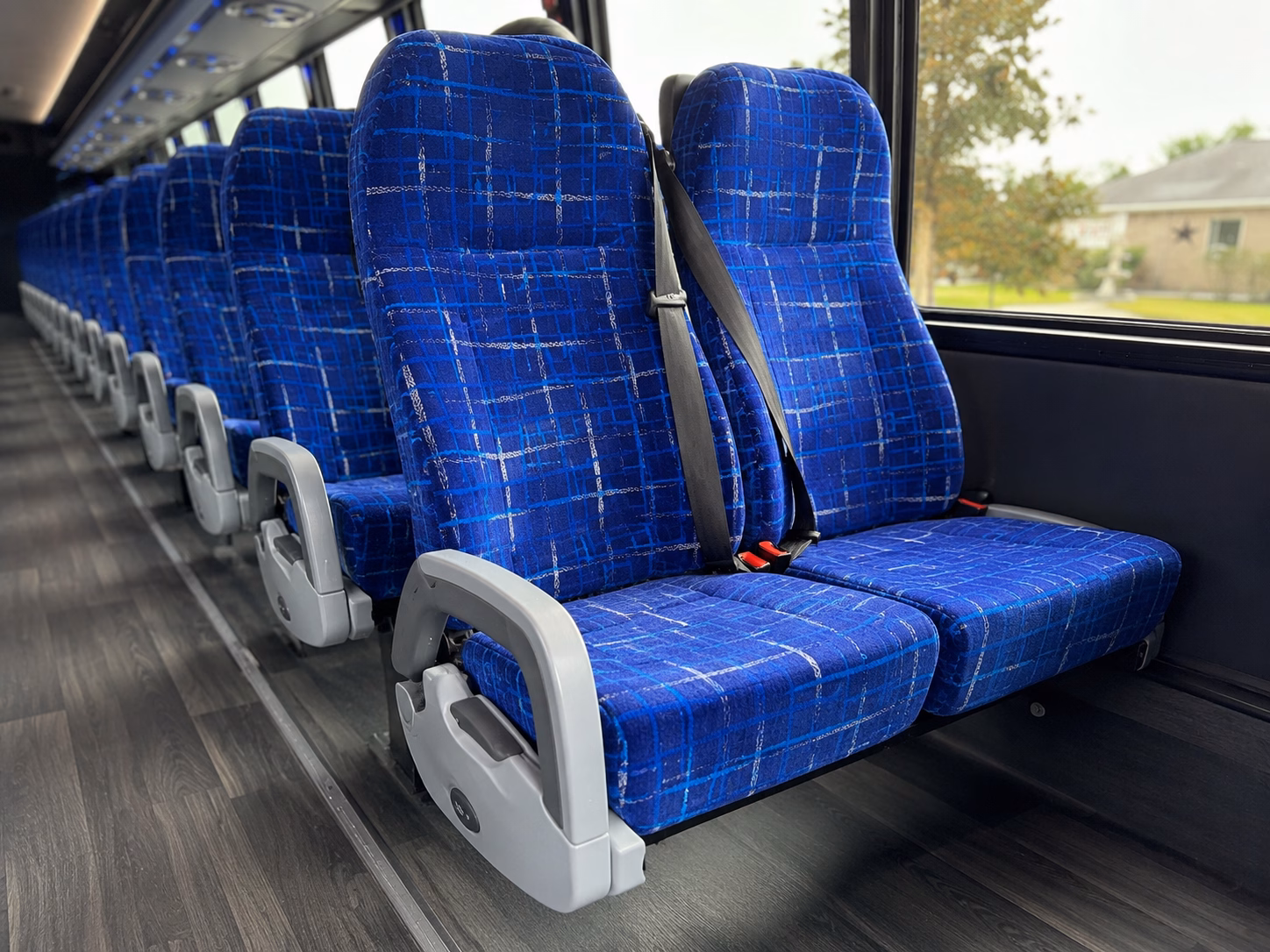 private charter buses for layovers in lancaster